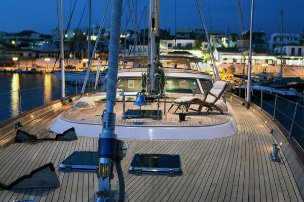 gitana forward deck